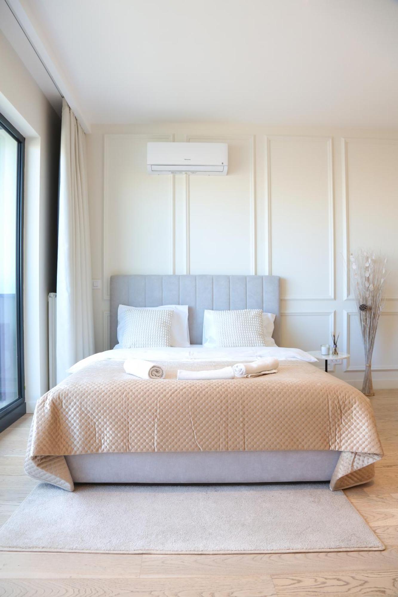 Waterfront Collection Belgrad