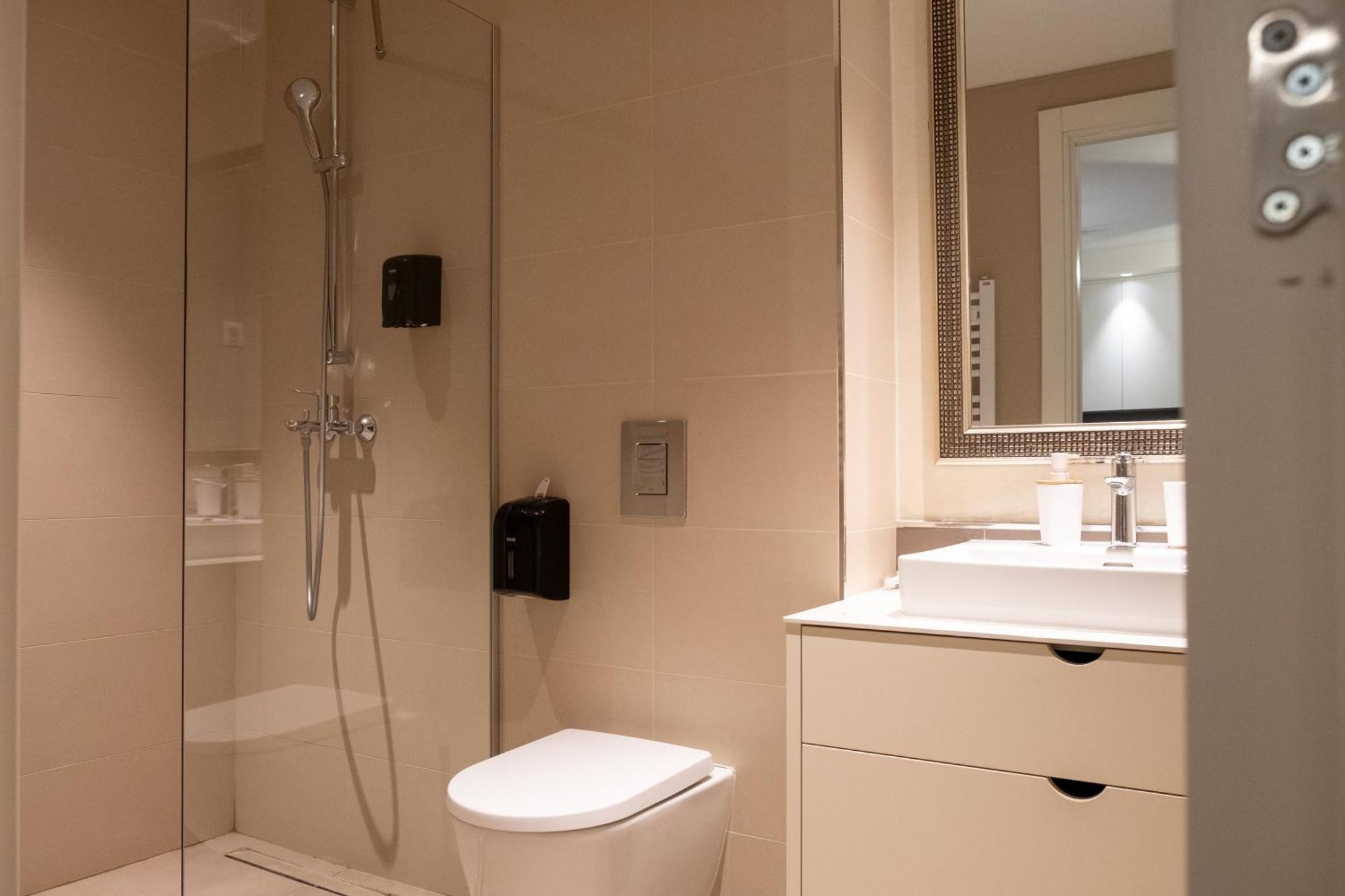 Waterfront Collection Apartment Belgrade