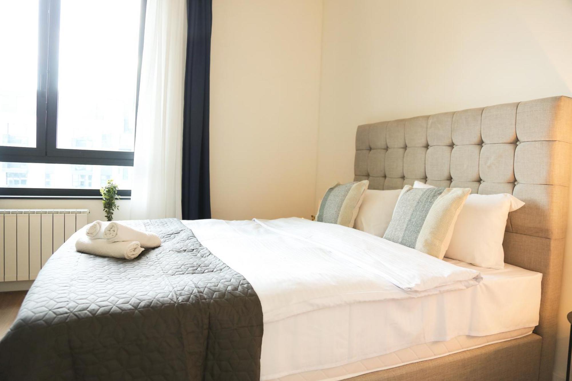 Waterfront Collection Apartment *